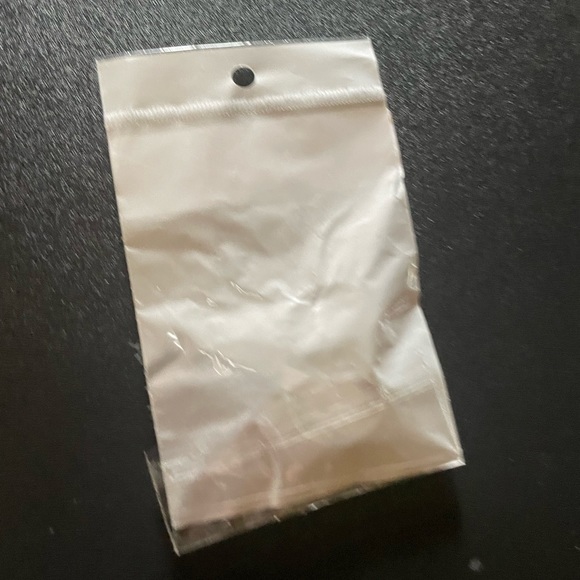 4/$12 Men's Size 10 Chain Band Ring - Picture 6 of 7